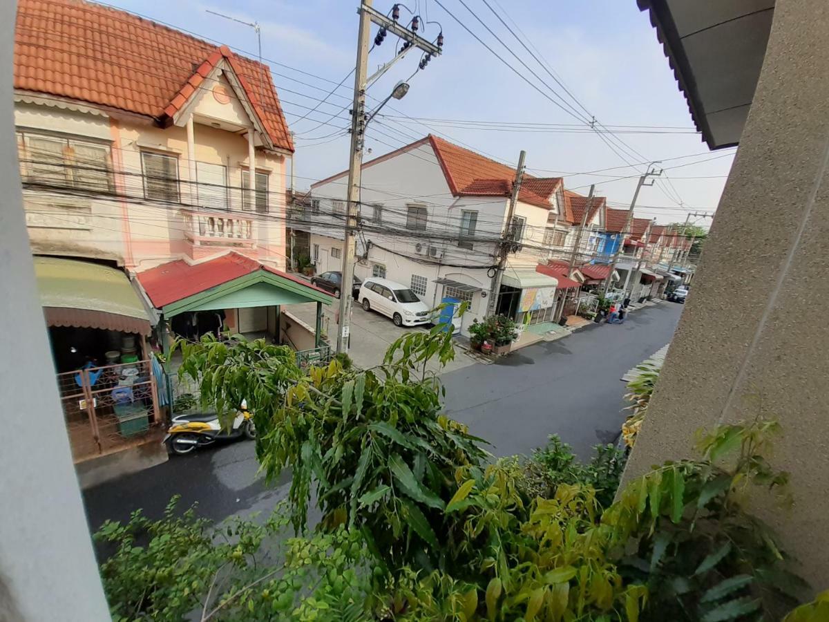 A & P House Apartment Bangkok Exterior photo
